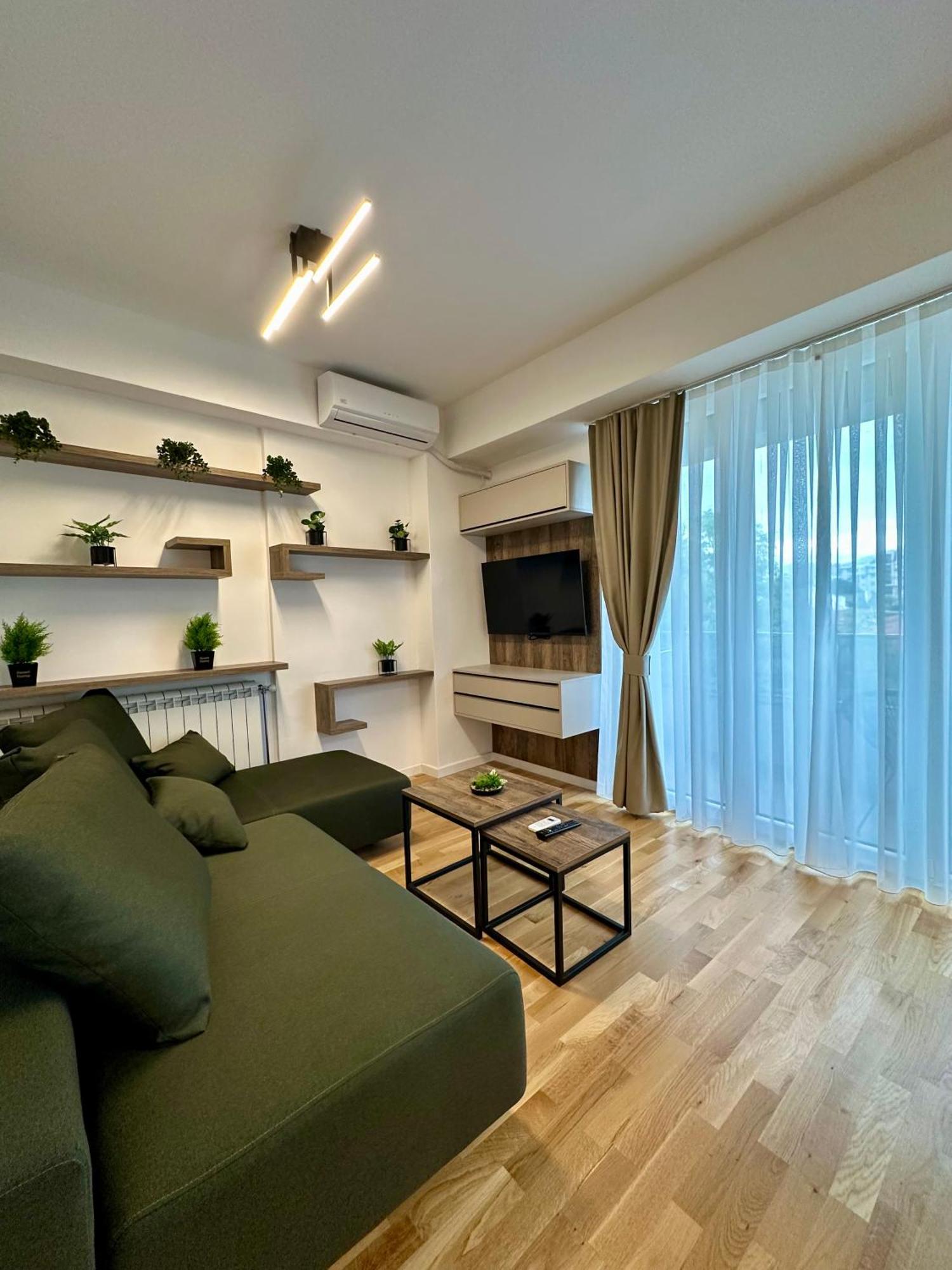 Downtown Riverside Apartments سكوبجي المظهر الخارجي الصورة