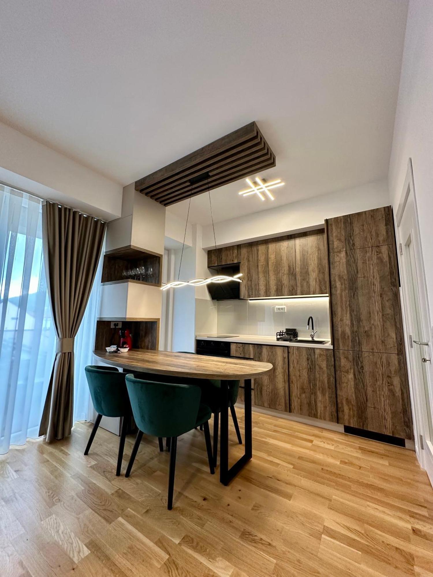 Downtown Riverside Apartments سكوبجي المظهر الخارجي الصورة