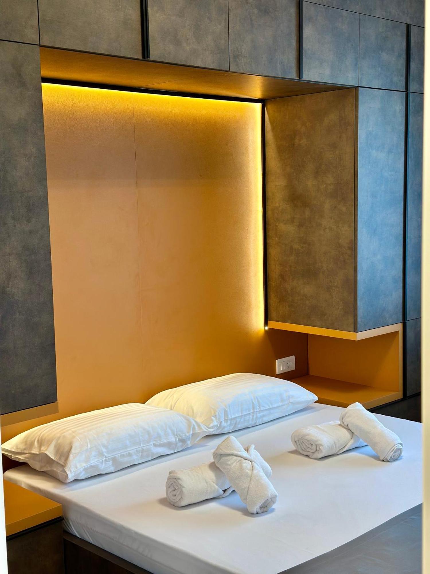 Downtown Riverside Apartments سكوبجي المظهر الخارجي الصورة