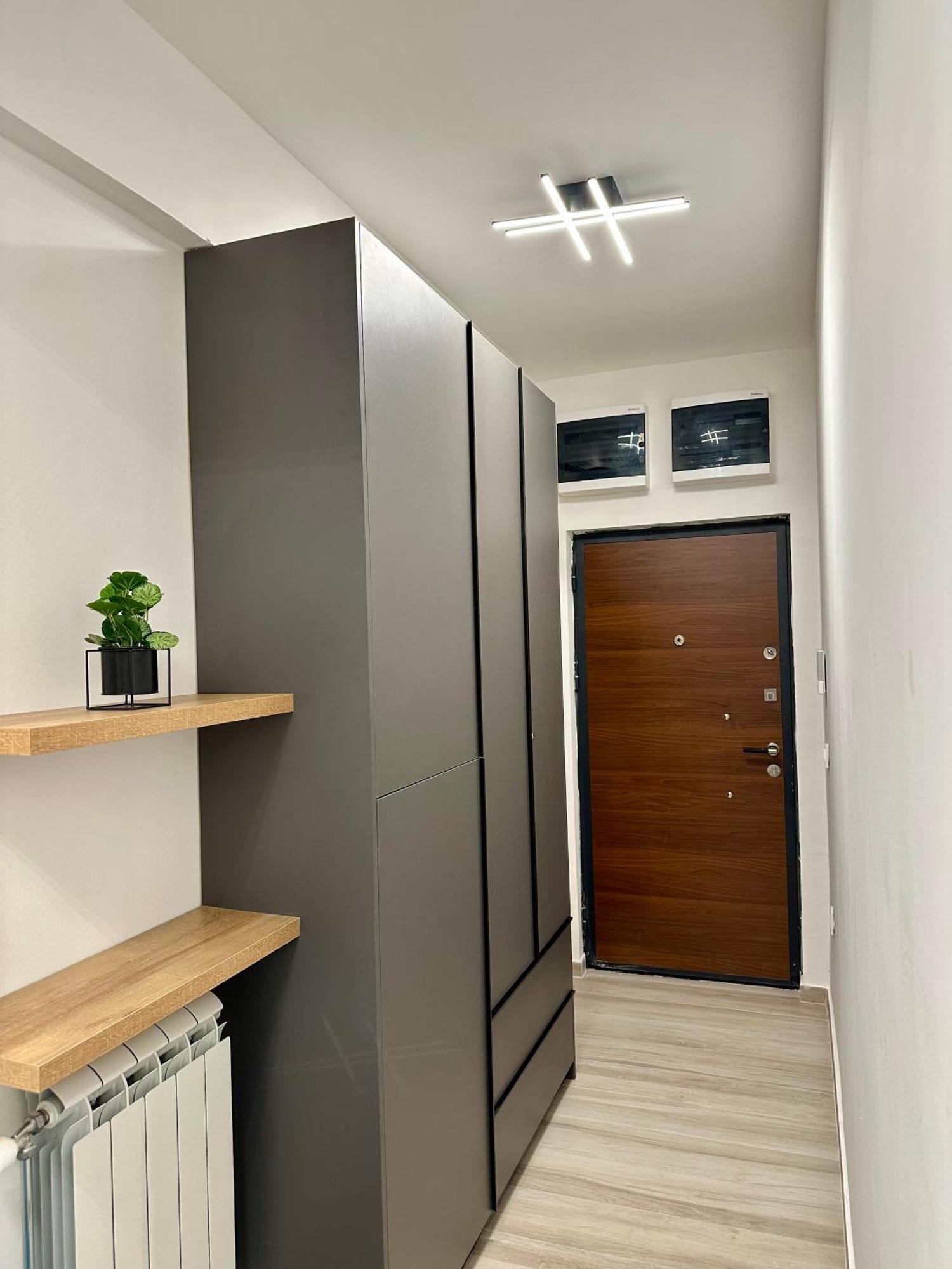 Downtown Riverside Apartments سكوبجي المظهر الخارجي الصورة