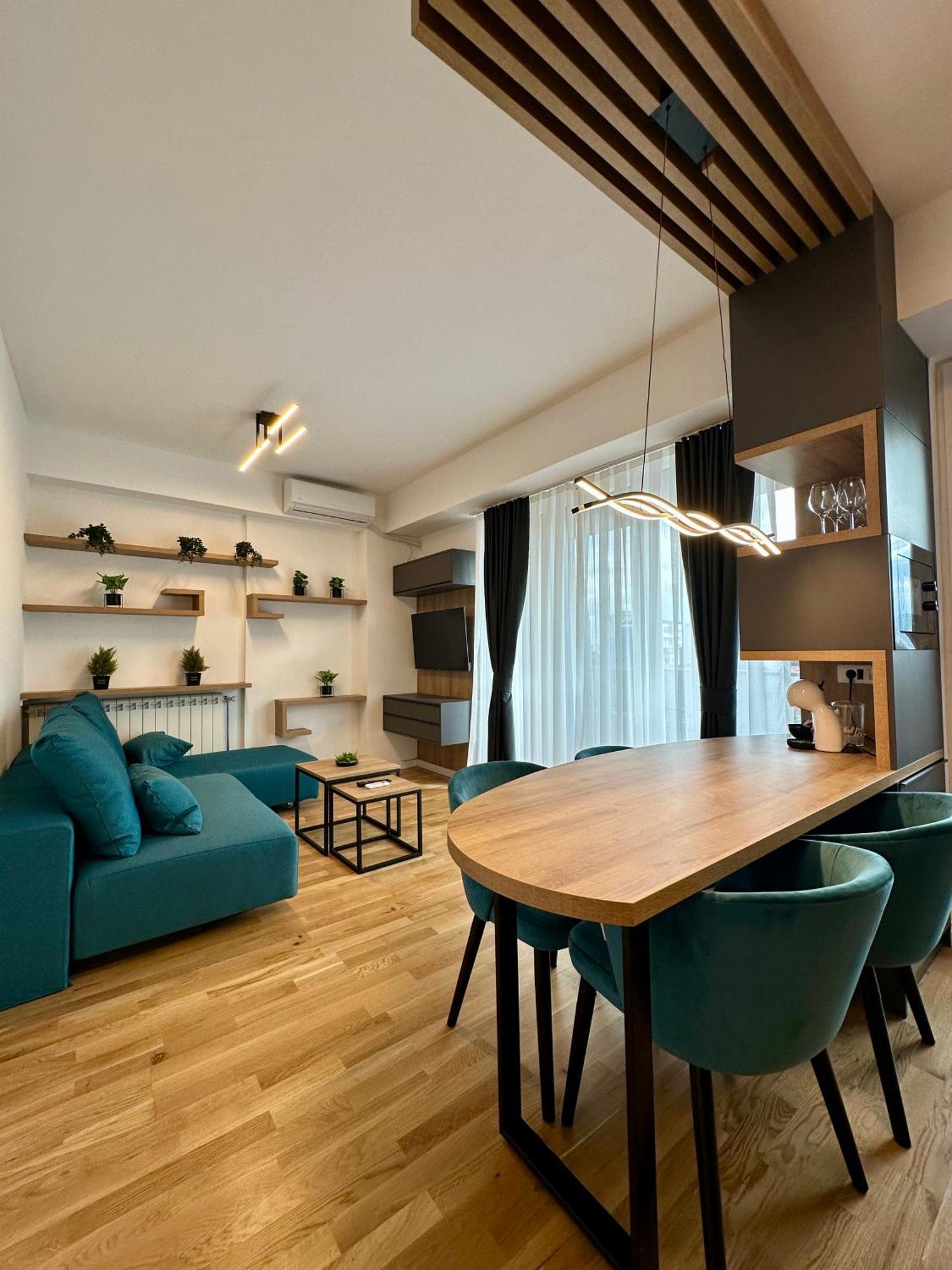 Downtown Riverside Apartments سكوبجي المظهر الخارجي الصورة