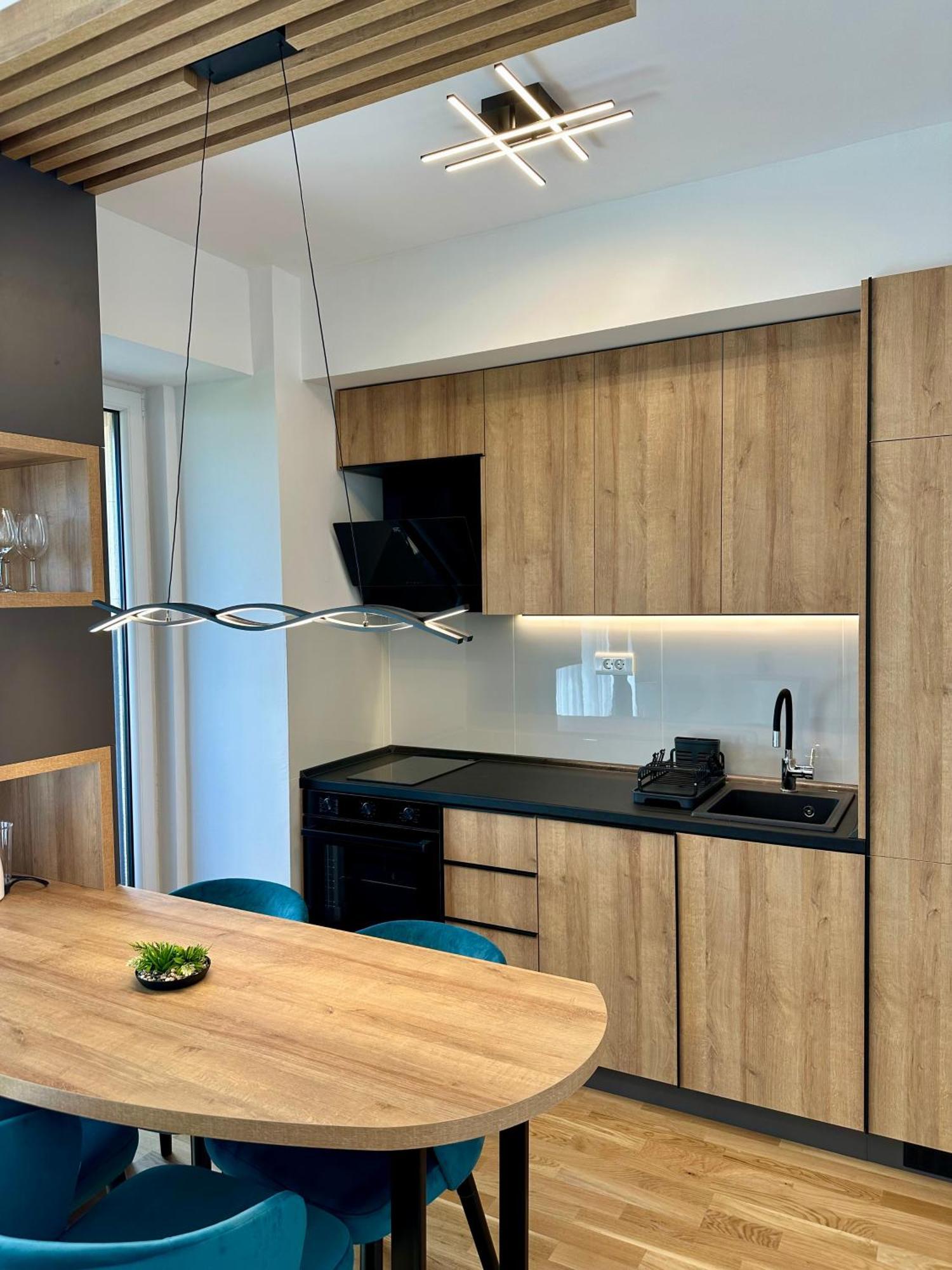 Downtown Riverside Apartments سكوبجي المظهر الخارجي الصورة