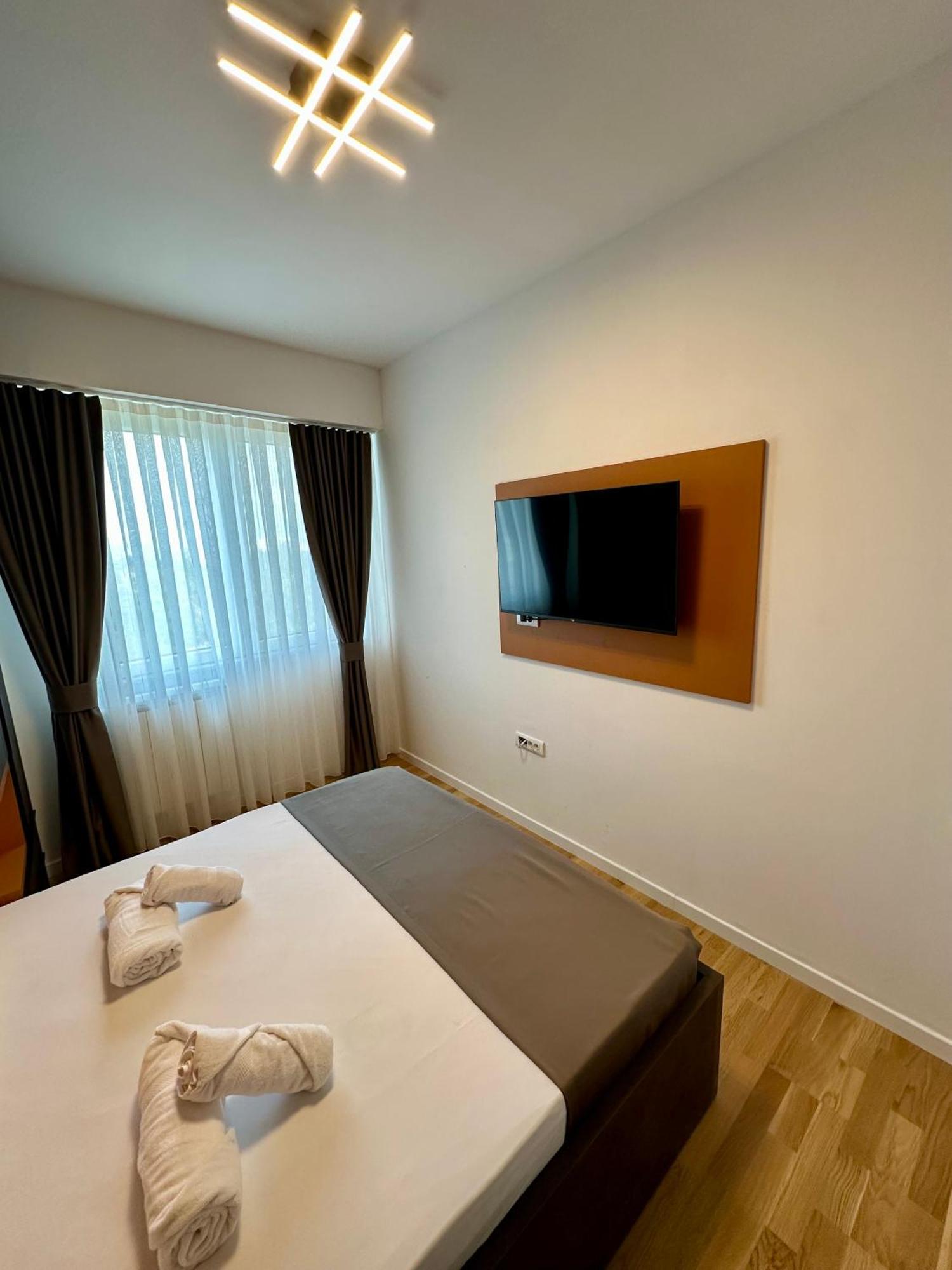Downtown Riverside Apartments سكوبجي المظهر الخارجي الصورة