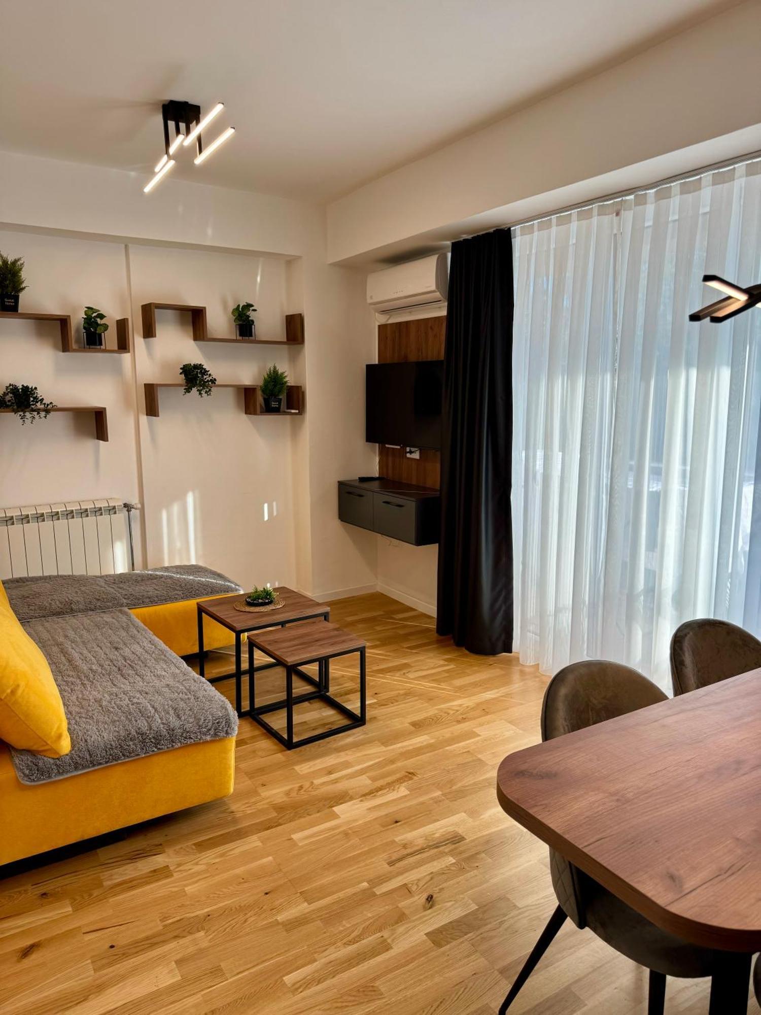 Downtown Riverside Apartments سكوبجي المظهر الخارجي الصورة