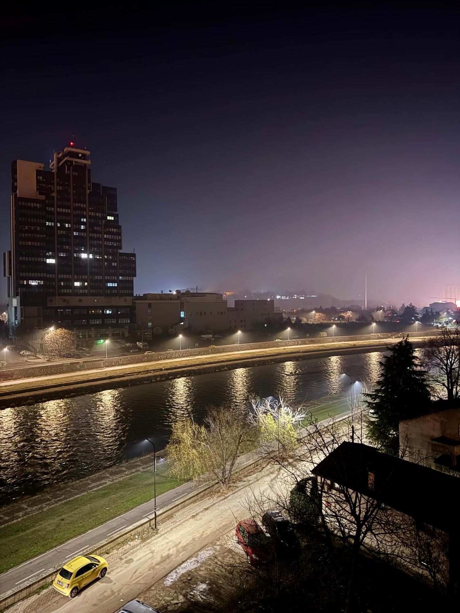 Downtown Riverside Apartments سكوبجي المظهر الخارجي الصورة