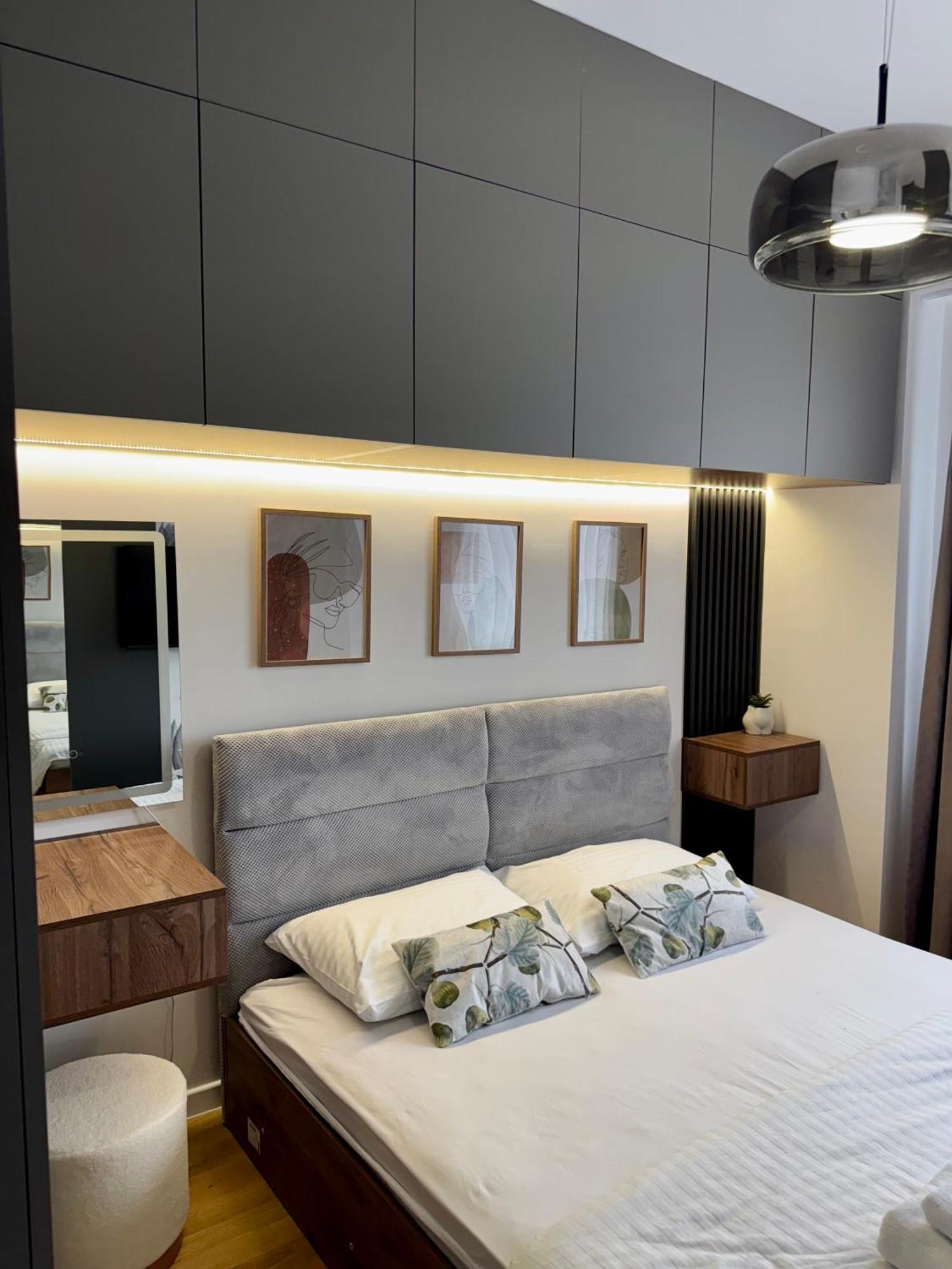 Downtown Riverside Apartments سكوبجي المظهر الخارجي الصورة