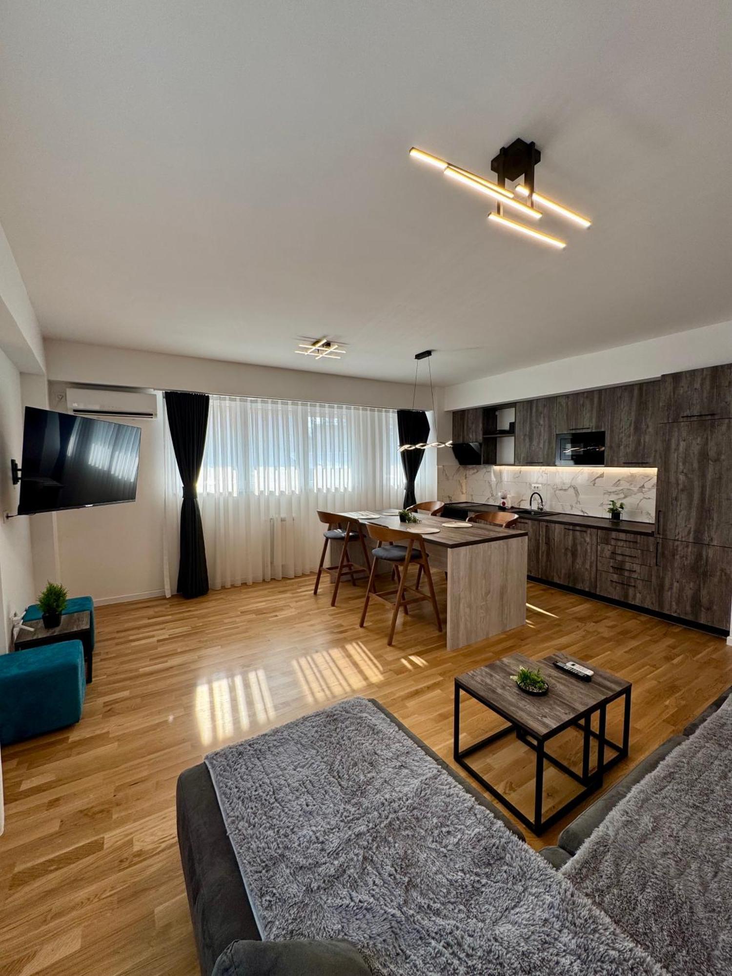 Downtown Riverside Apartments سكوبجي المظهر الخارجي الصورة