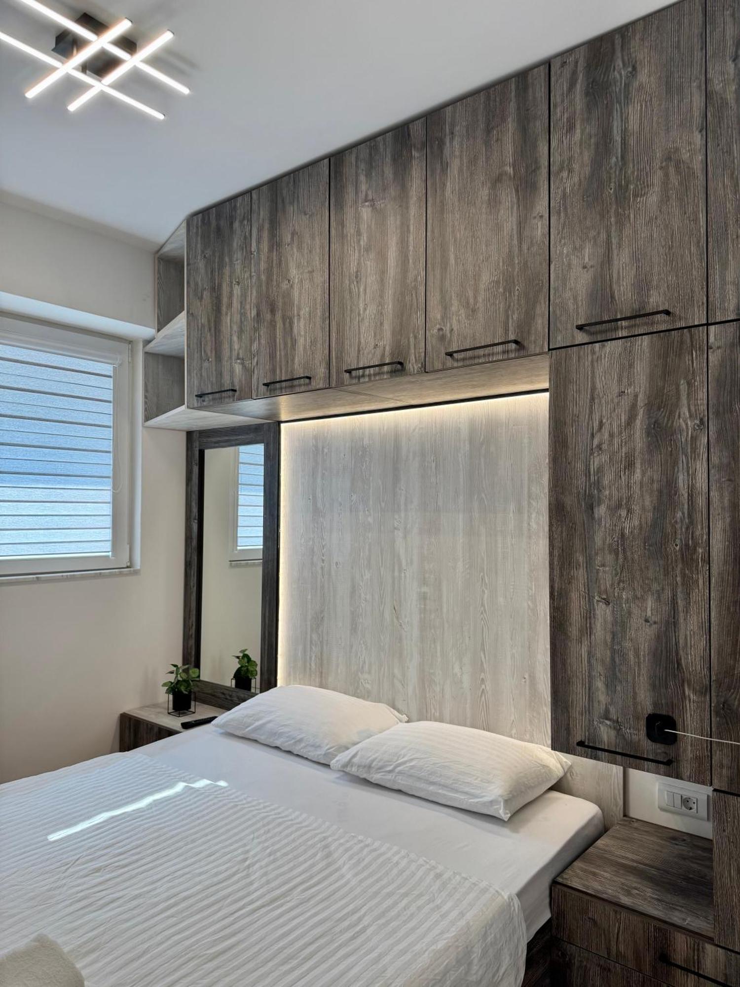 Downtown Riverside Apartments سكوبجي المظهر الخارجي الصورة